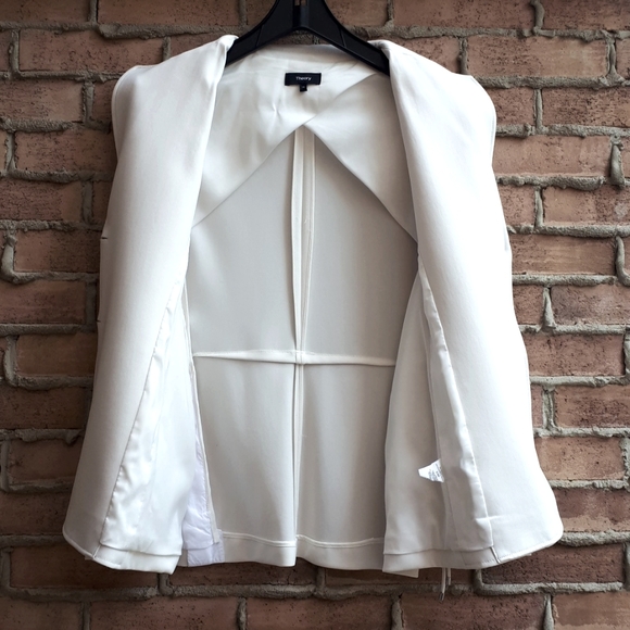 Theory Admiral Lace-Up Crepe Jacket - Picture 5 of 16